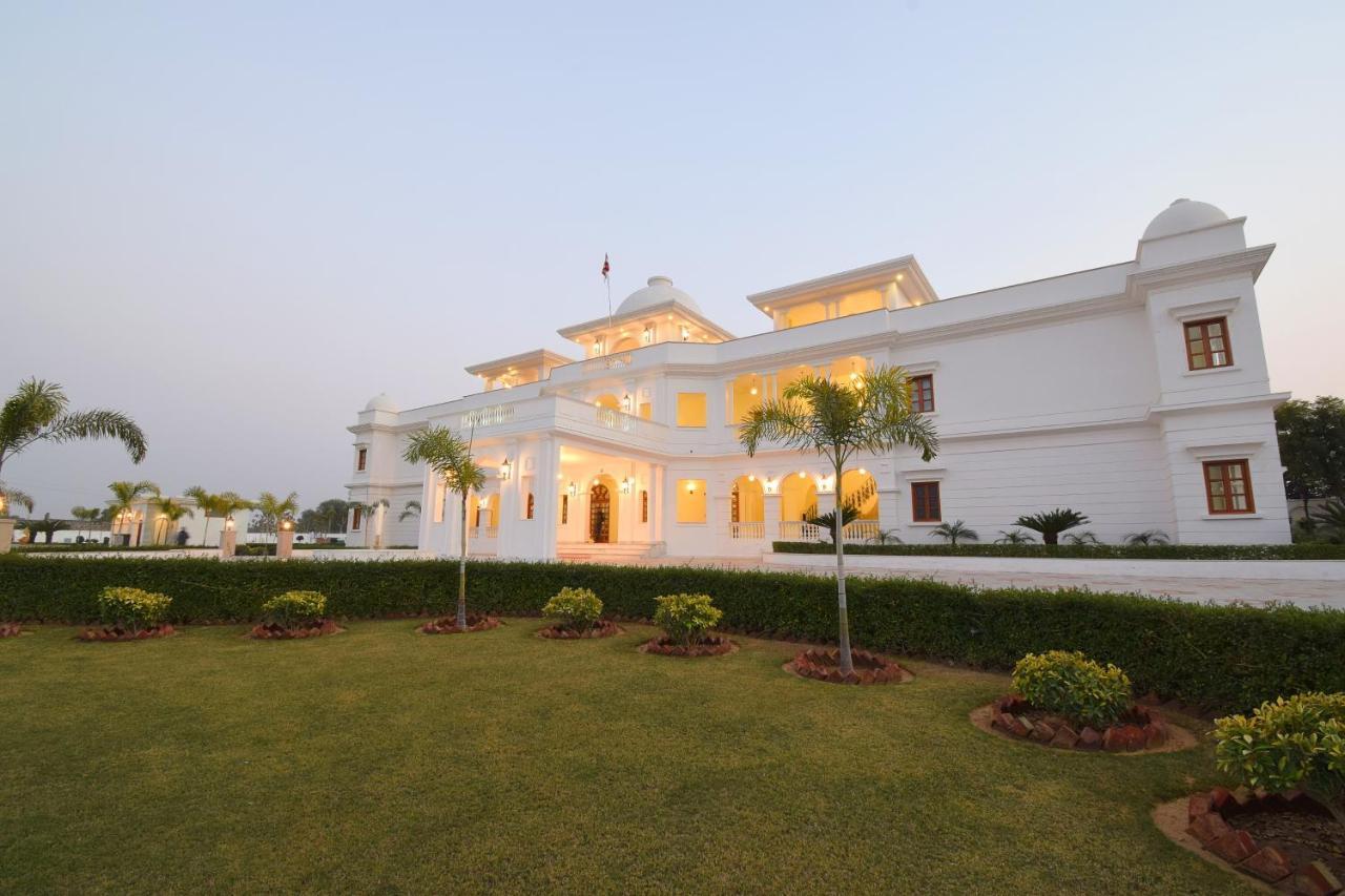 Umaid Farm Resort- A Legancy Vintage Stay In Джайпур Екстериор снимка